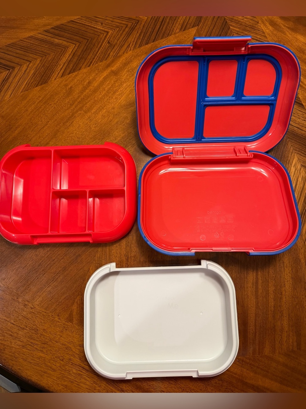 Bentgo Kids Chill Lunch Box 4 Compartments, Removable Ice Pack Red/Royal EUC!